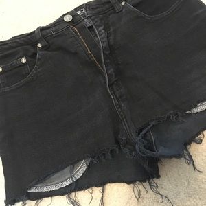 Distressed high wasted shorts